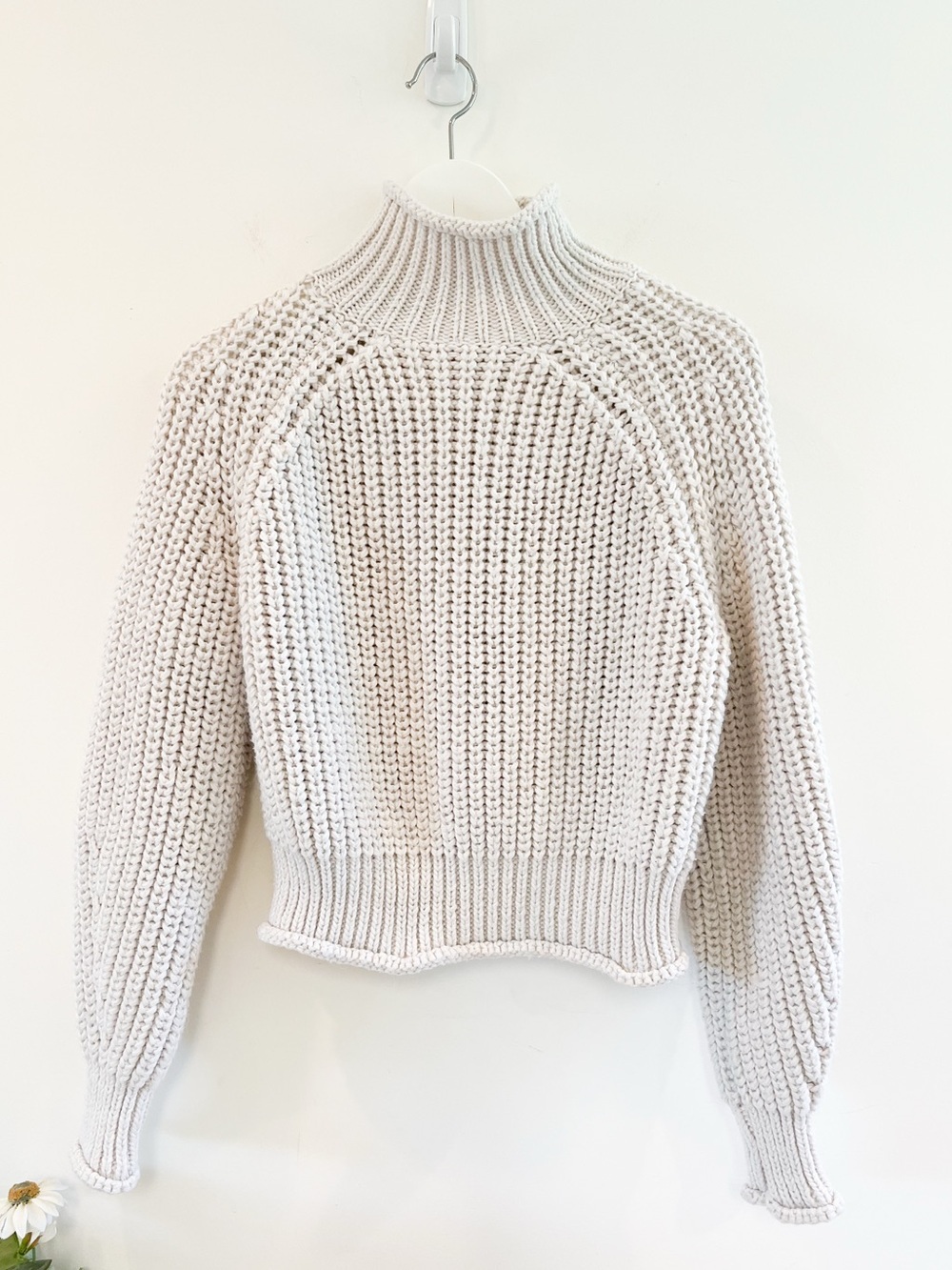 H&M Chunky Fisherman Ribbed Sweater in Ecru Size Small